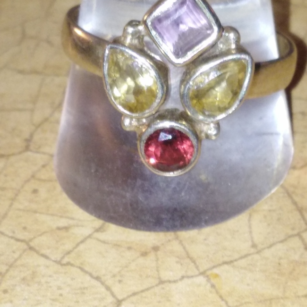 Sterling silver gemstone ring
